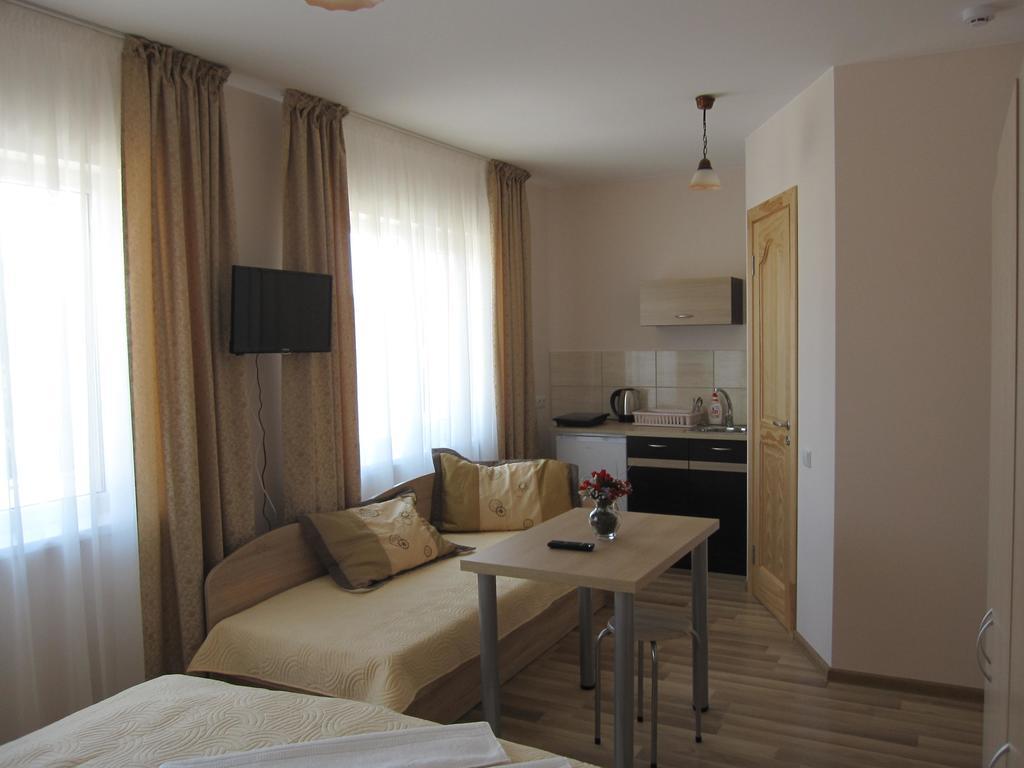 Vila Laima Hotel Sventoji Bagian luar foto